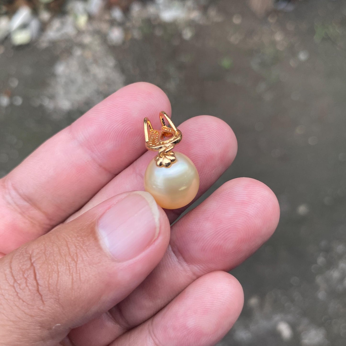 Real south sea pearl saltwater pearl seawater pearl Pendant ( NOV-5) BoZorX