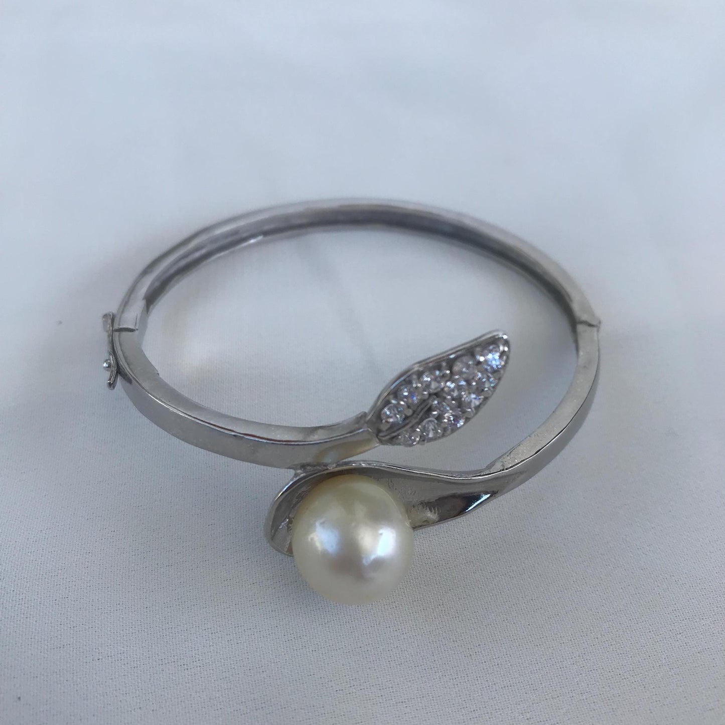 Silver with White gold Plated Bracelet with Real South Sea Pearl Seawater Pearl