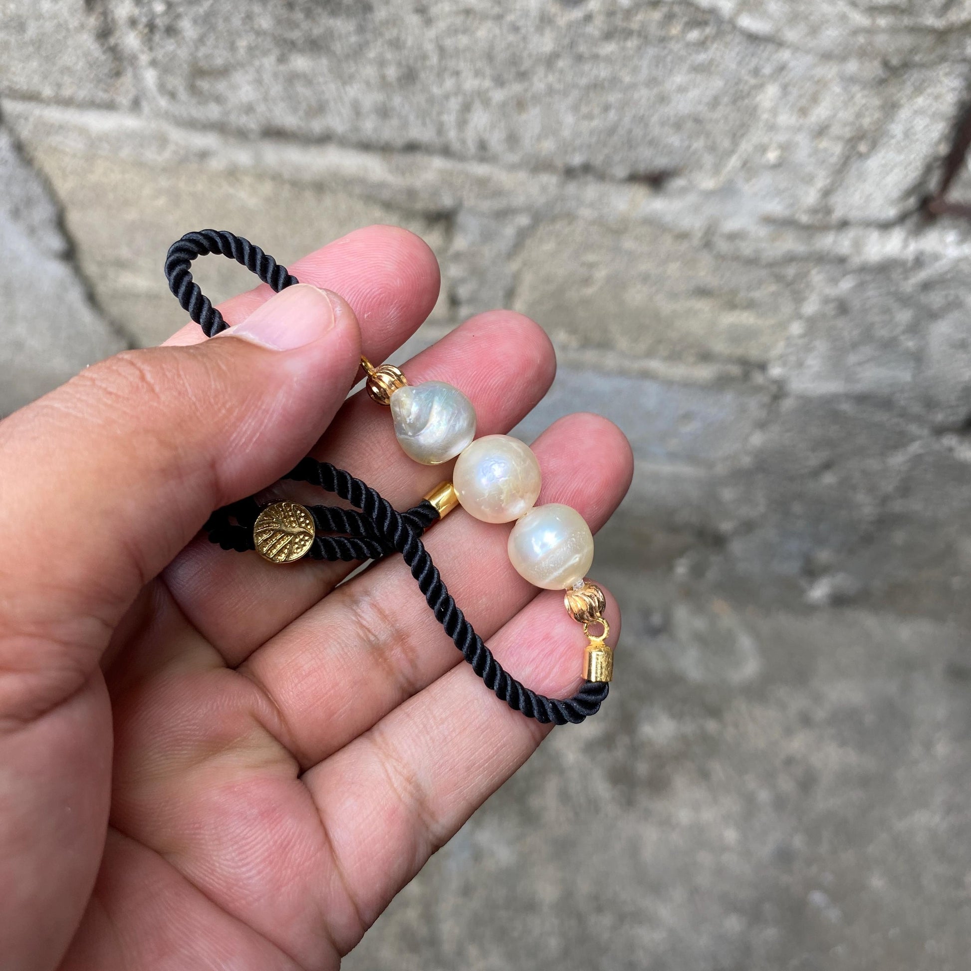 Bracelet with Real South Sea Pearl Seawater Saltwater Pearl (B) BoZorX