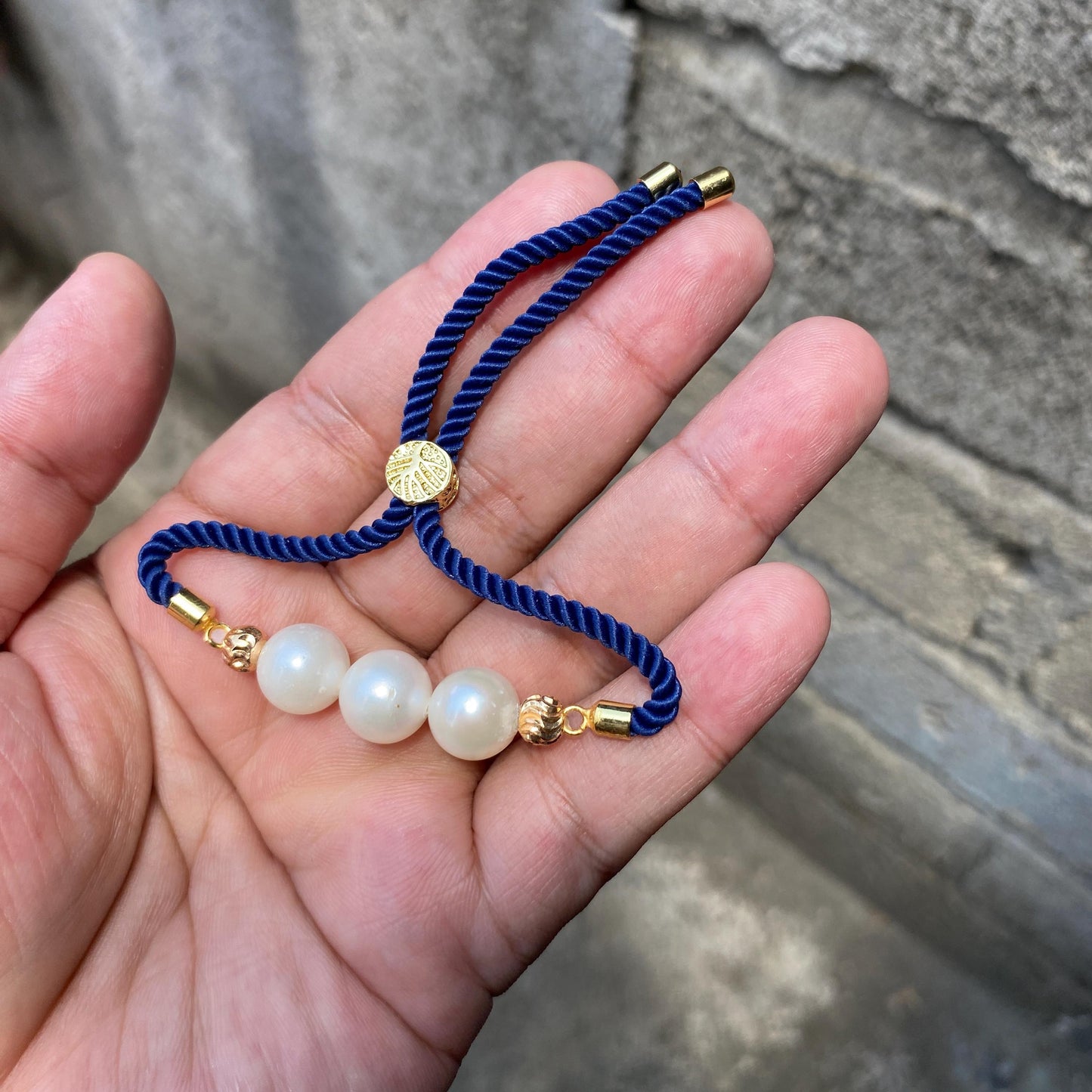 Bracelet with Real South Sea Pearl Seawater Saltwater Pearl (A)