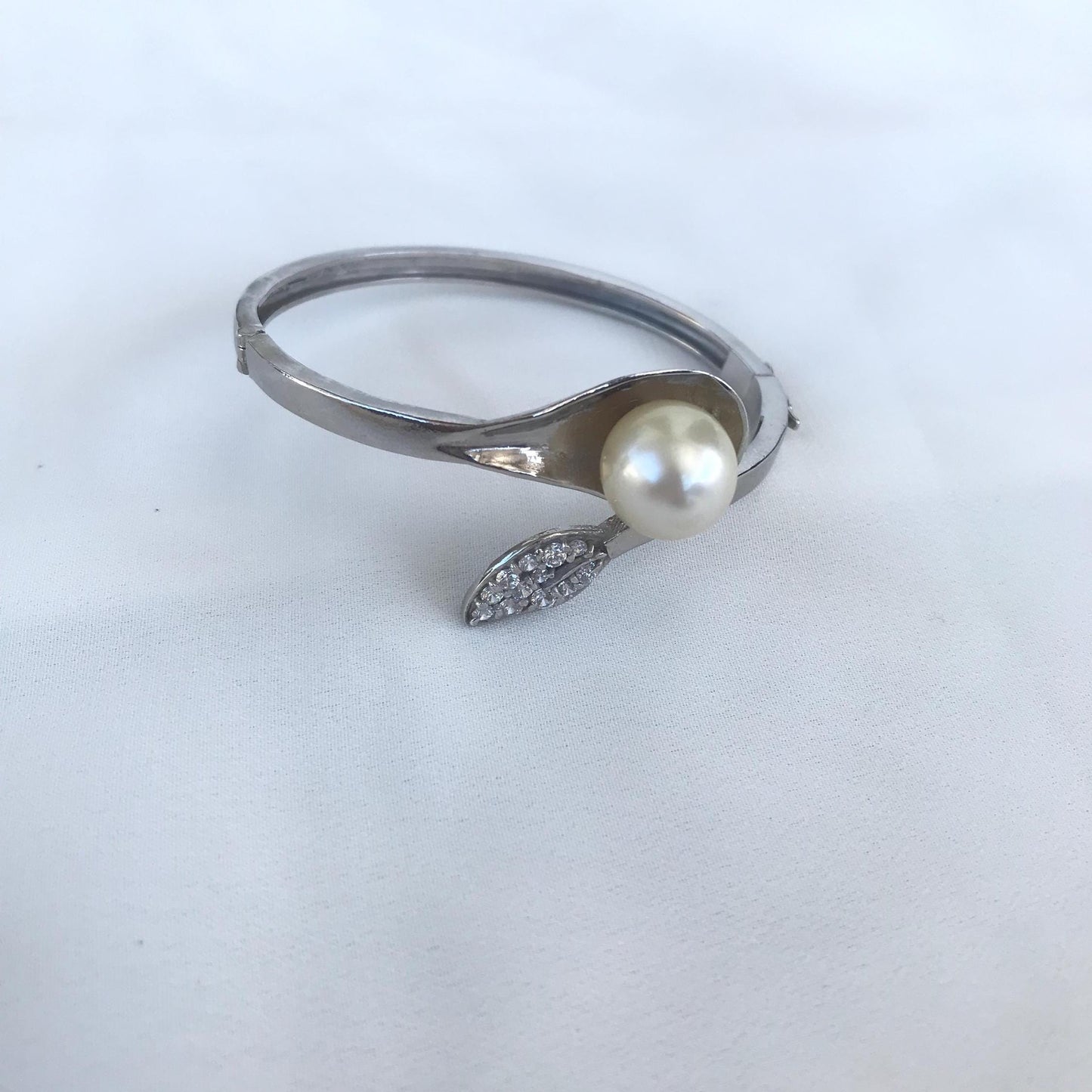 Silver with White gold Plated Bracelet with Real South Sea Pearl Seawater Pearl BoZorX