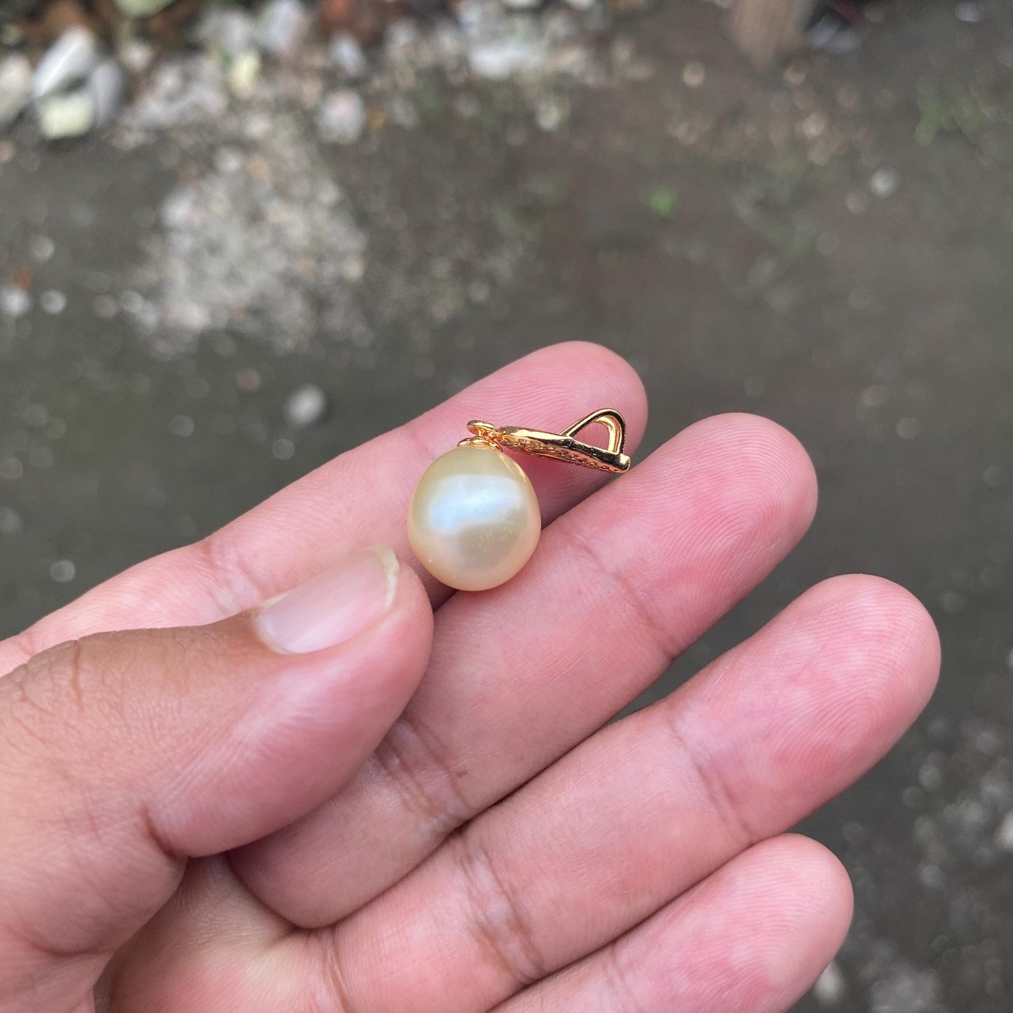 Real south sea pearl saltwater pearl seawater pearl Pendant ( NOV-5)