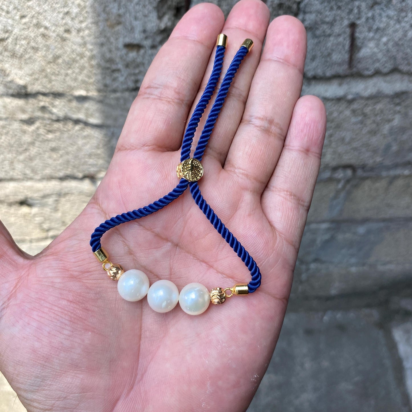 Bracelet with Real South Sea Pearl Seawater Saltwater Pearl (A)